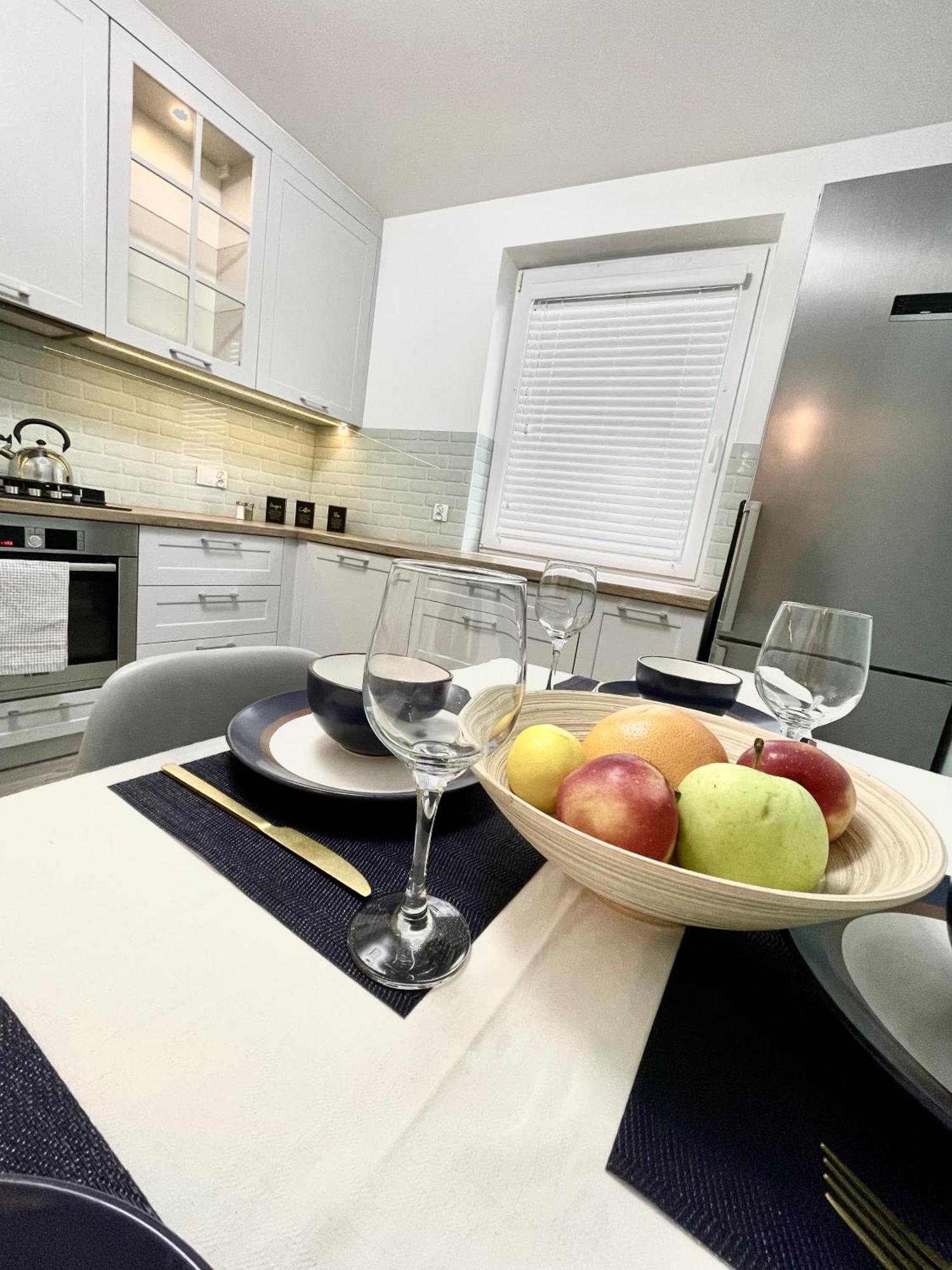 Biale Noce Apartament Biała Podlaska Zewnętrze zdjęcie